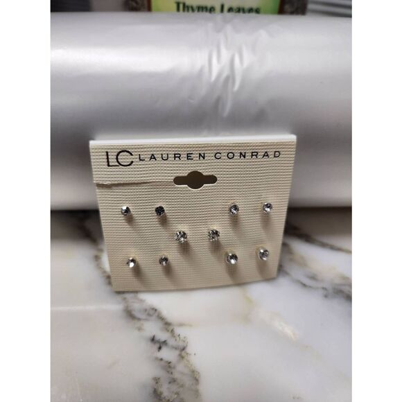 LC LAUREN CONRAD EARRING 5PCS SET. - Picture 1 of 2